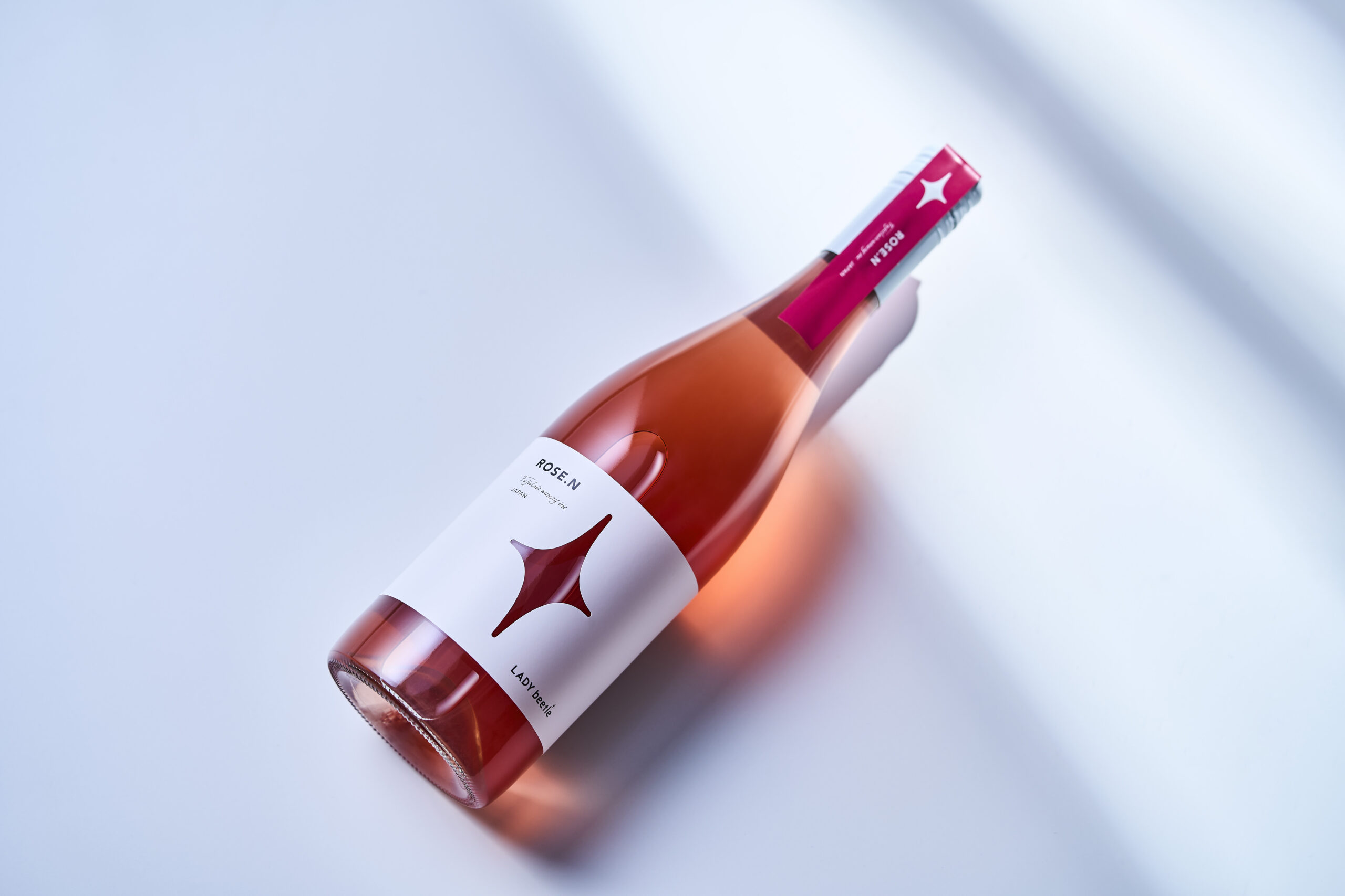 野遊びワイン LADY beetle【ROSE.N】 - 画像 (2)